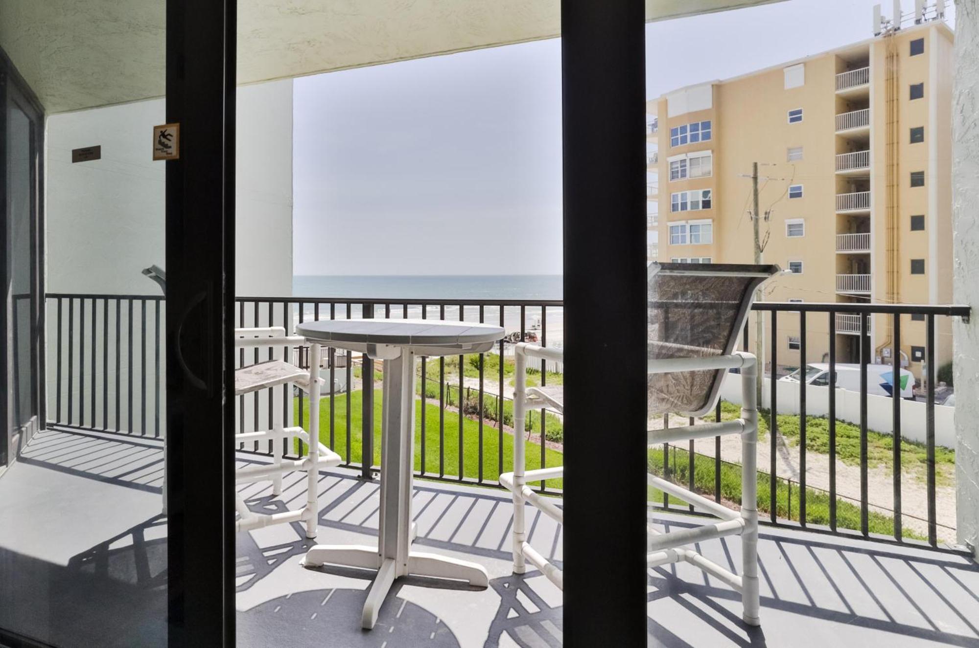 1 Bedroom -1 Bath With Ocean Views At Ocean Trillium 302 New Smyrna Beach Εξωτερικό φωτογραφία