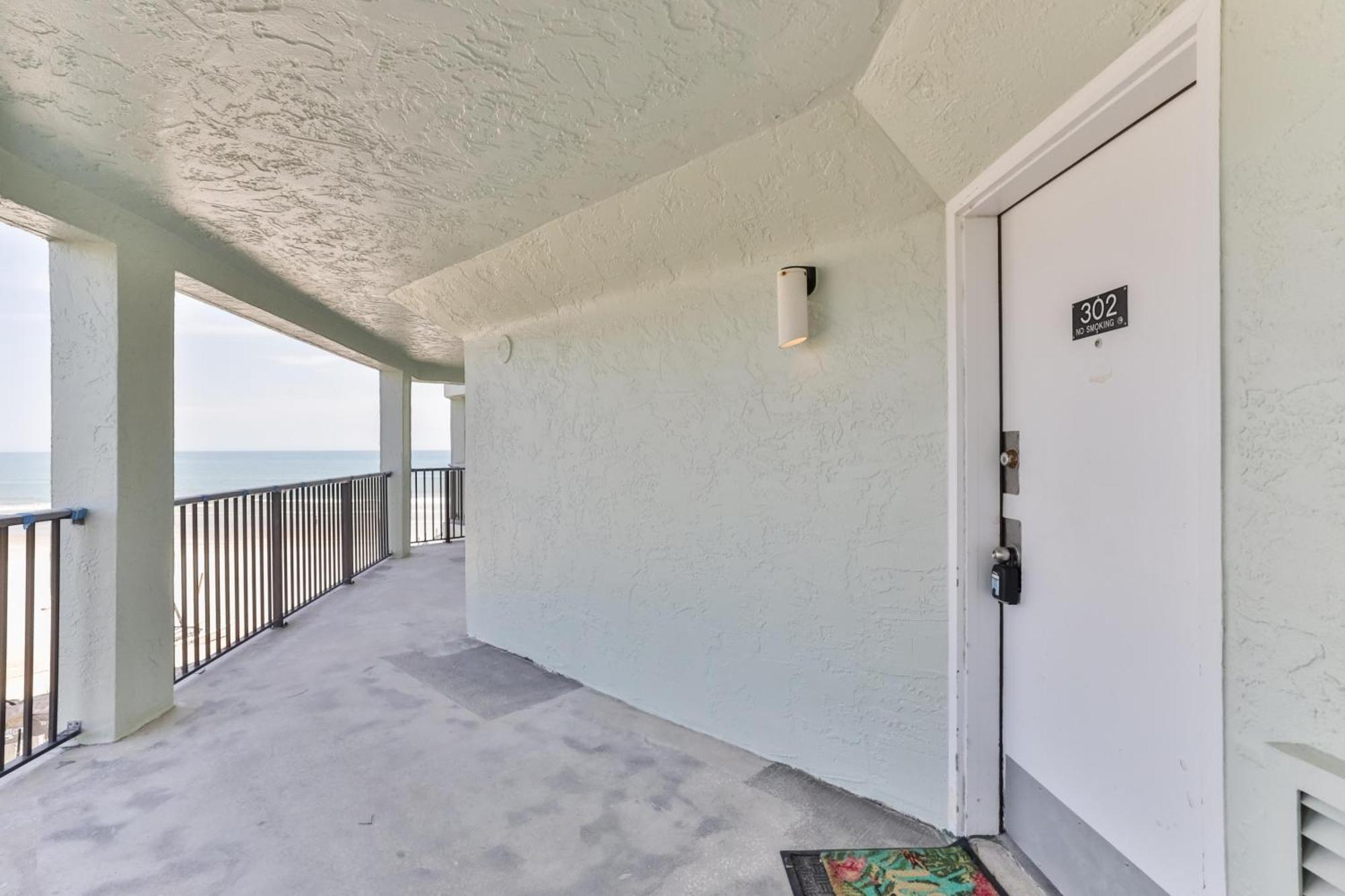 1 Bedroom -1 Bath With Ocean Views At Ocean Trillium 302 New Smyrna Beach Εξωτερικό φωτογραφία